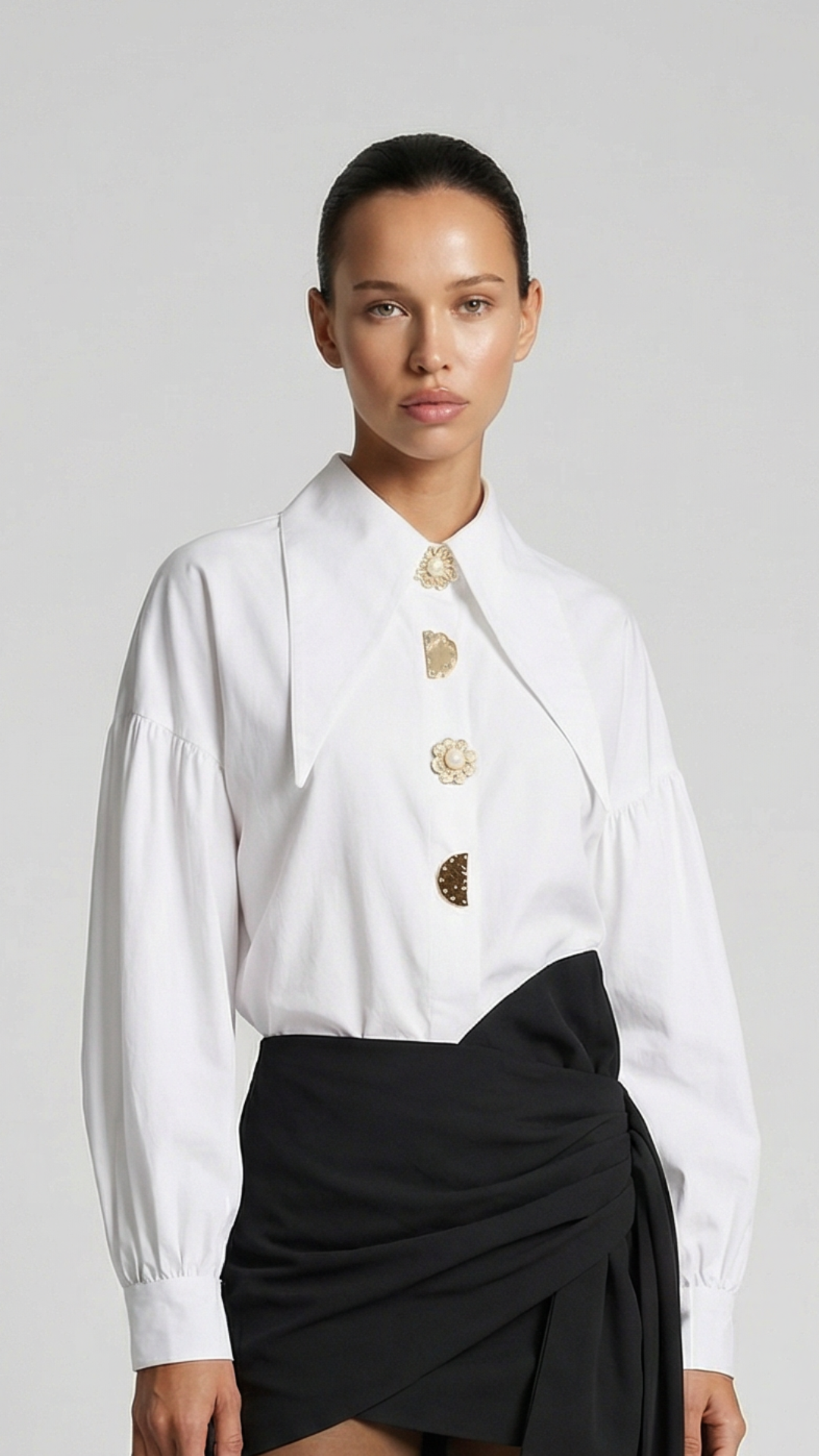 Verito - Loose Long Sleeve Shirt with Pointed Collar and Jewellery Buttons White