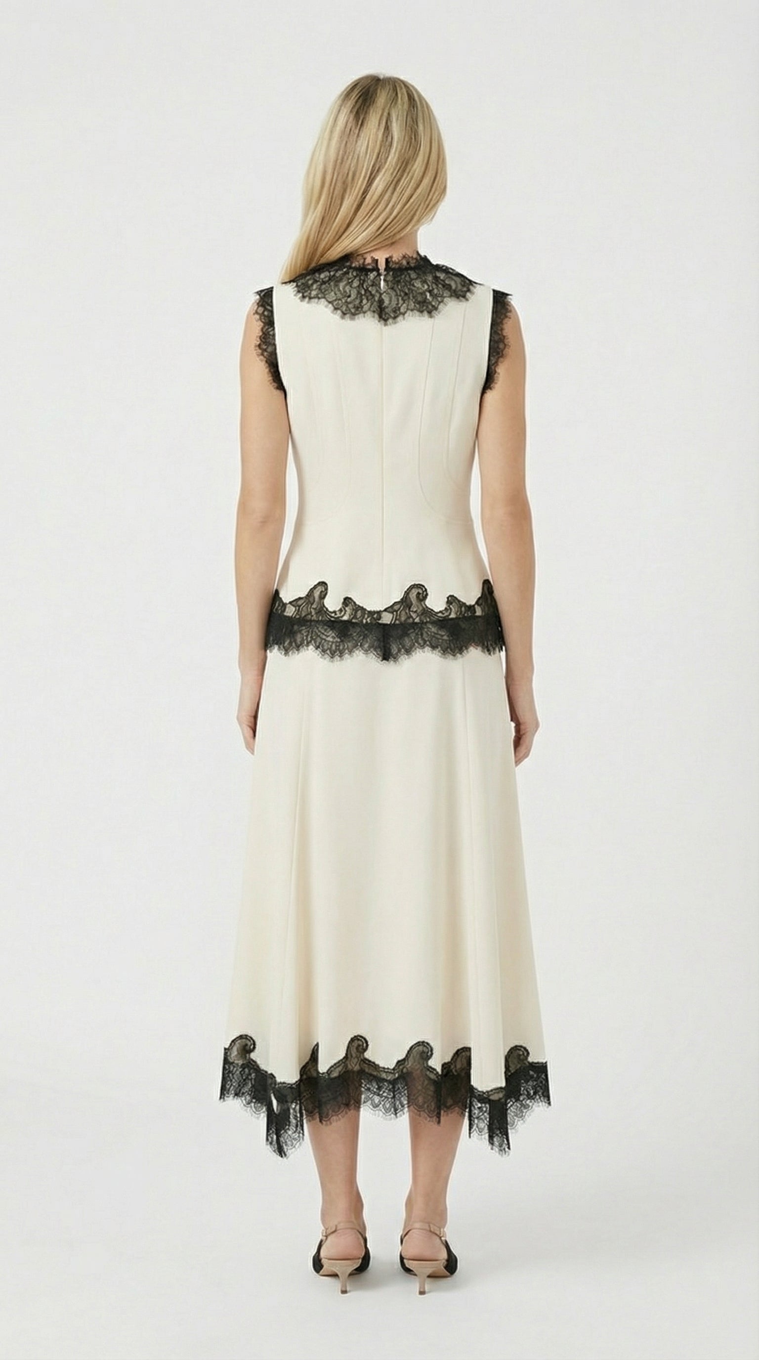 Sani - 100% Silk Lace Embroidery Top